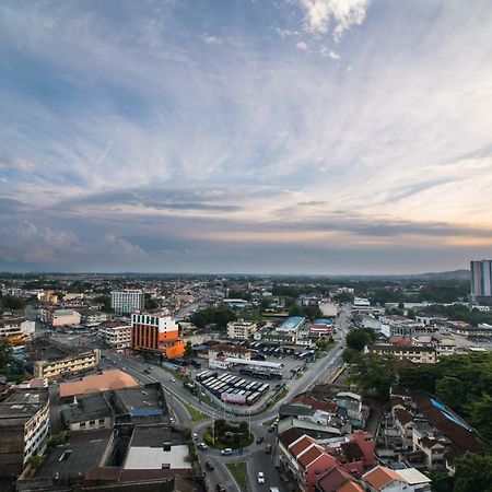 Jomstay Majestic Premier Suites Ipoh Town Exterior photo